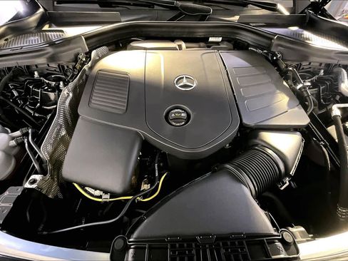 New 2026 Mercedes-Benz GLC 300 4MATIC image 14