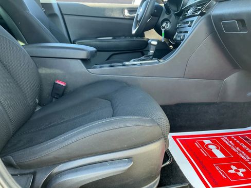 Used 2020 Kia Optima LX image 20