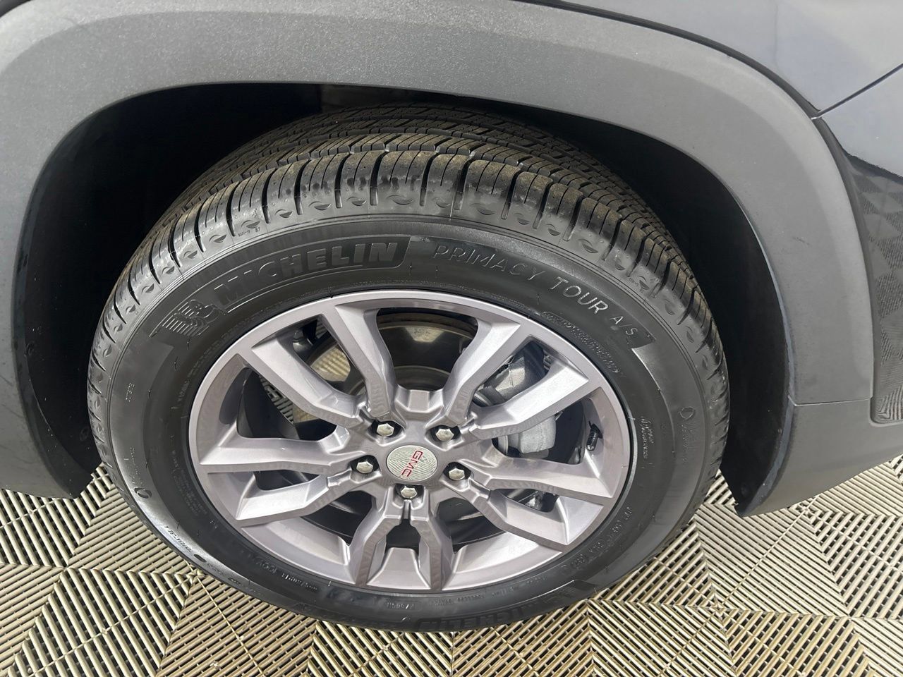 Used 2023 GMC Terrain SLT w/ Infotainment Package II AWD/4WD image 41