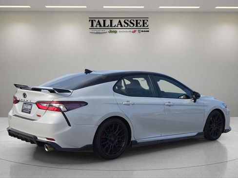Used 2021 Toyota Camry TRD w/ TRD Package w/JBL Audio image 7