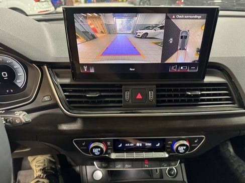 Certified 2025 Audi Q5 e Premium Plus w/ Premium Plus Package AWD/4WD image 19