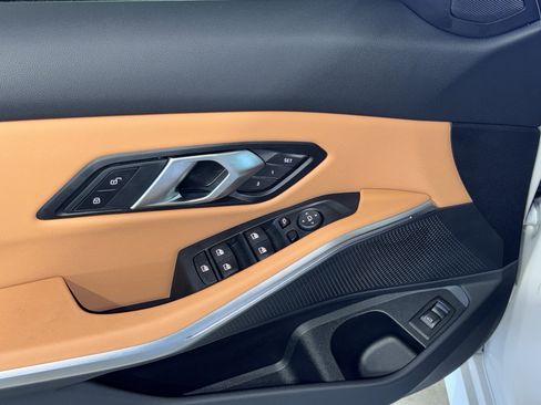 Certified 2025 BMW 330i Sedan w/ Convenience Package image 17