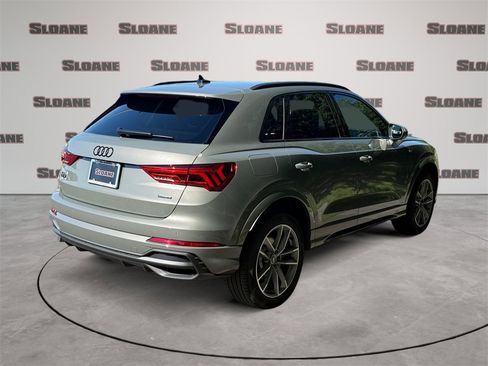 New 2025 Audi Q3 2.0T Premium image 5