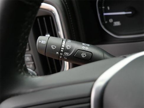 Used 2023 GMC Sierra 2500 SLT w/ SLT Premium Package image 23