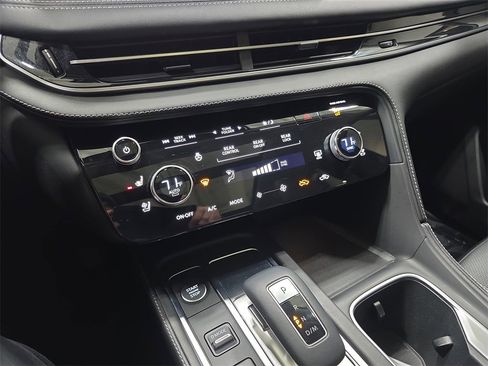 Certified 2023 INFINITI QX60 Luxe w/ Cargo Package image 21