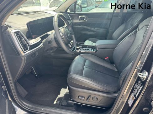 Certified 2024 Kia Sorento SX FWD image 10