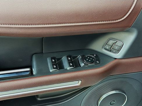 Used 2024 Ford Expedition Limited RWD image 36