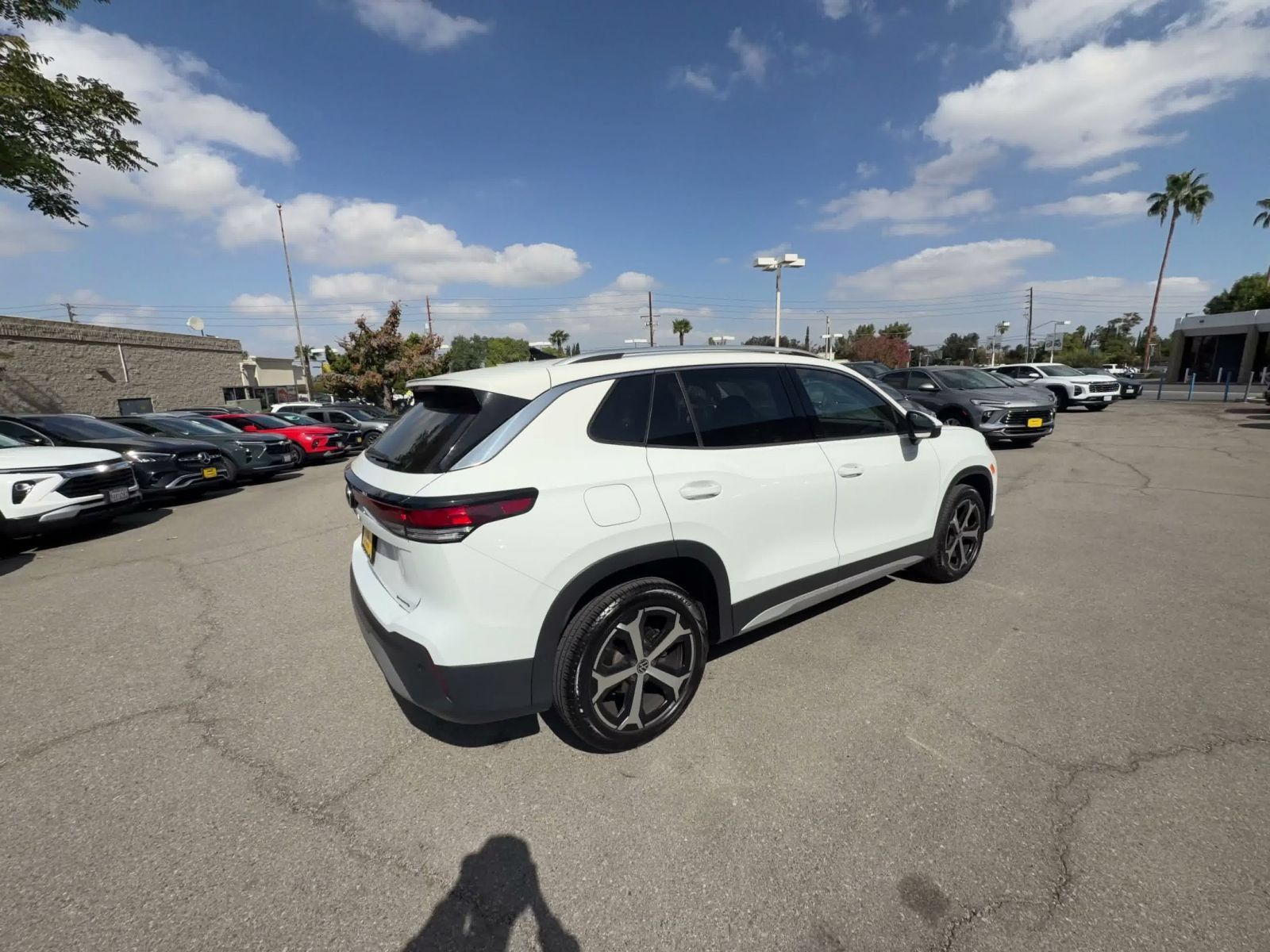 Used 2026 Volkswagen Tiguan SE AWD/4WD image 14