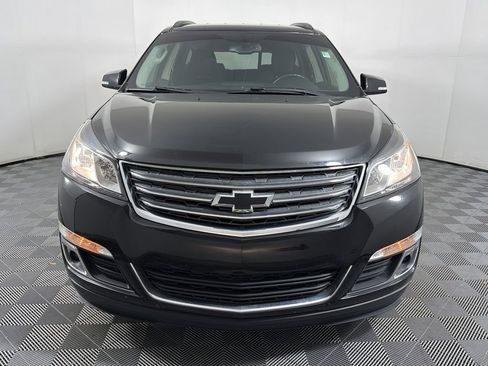 Used 2016 Chevrolet Traverse LT image 2