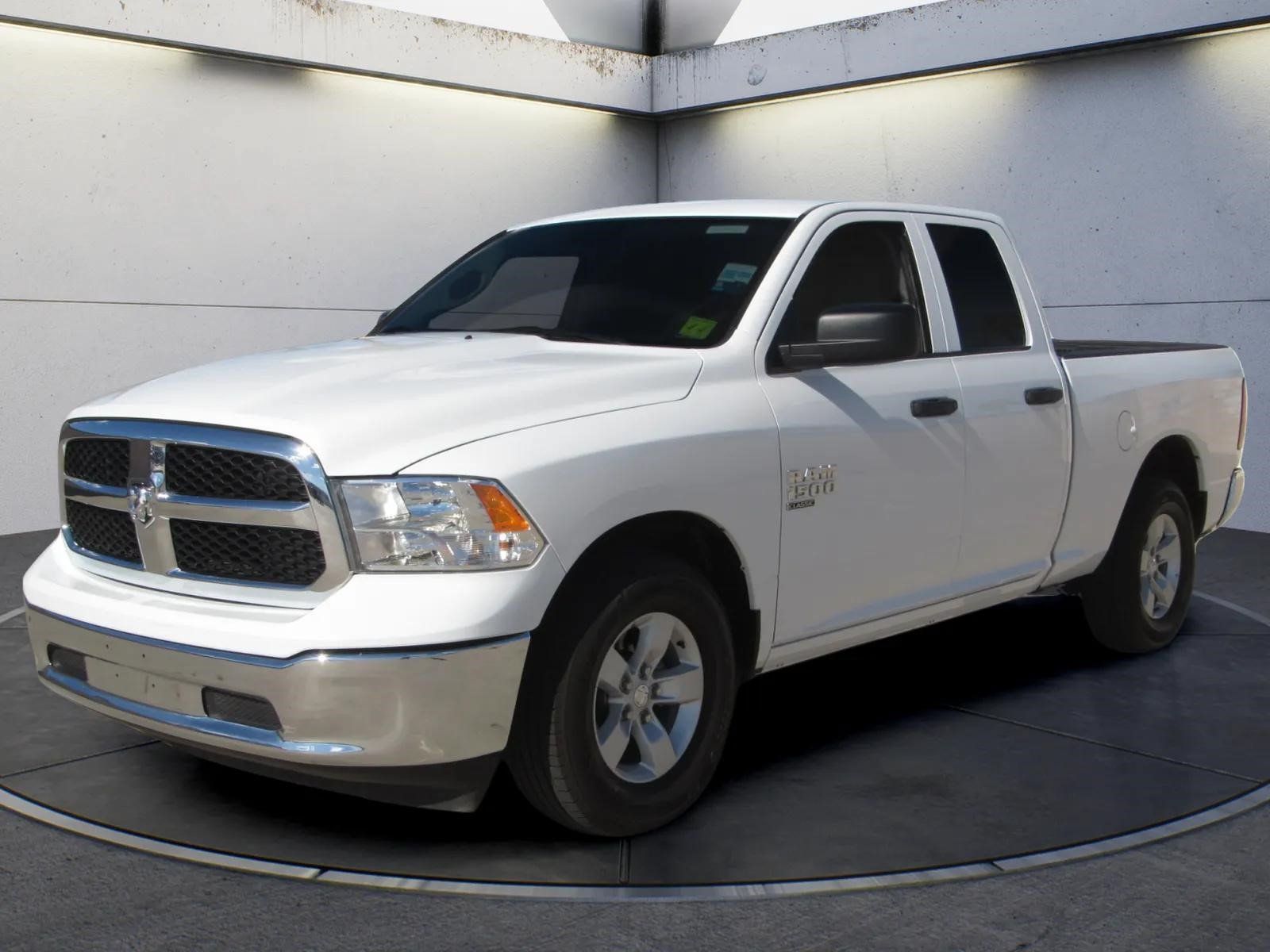 Used 2024 RAM 1500 Classic SLT RWD image 1