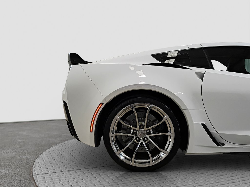 Used 2017 Chevrolet Corvette Grand Sport RWD image 16