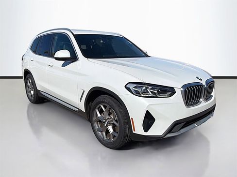 Certified 2023 BMW X3 sDrive30i w/ Convenience Package image 2