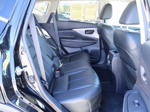 Used 2023 Nissan Murano SV image 10