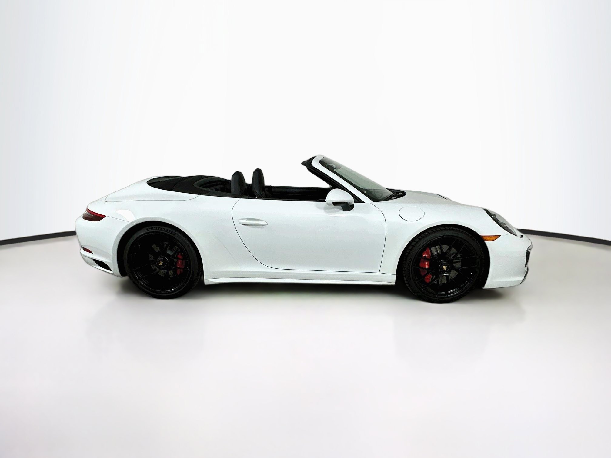 Used 2018 Porsche 911 Carrera GTS RWD image 27