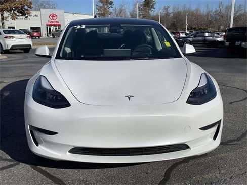 Used 2023 Tesla Model 3 Standard Range image 8