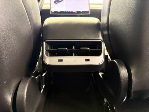 Used 2020 Tesla Model 3 Standard Range Plus RWD image 26