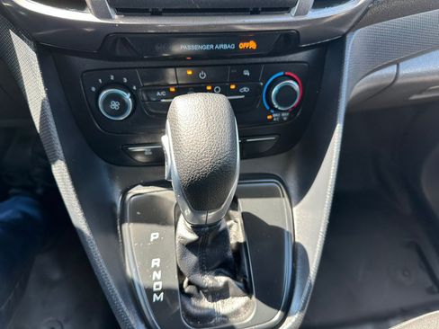 Used 2022 Ford Transit Connect XL FWD image 21