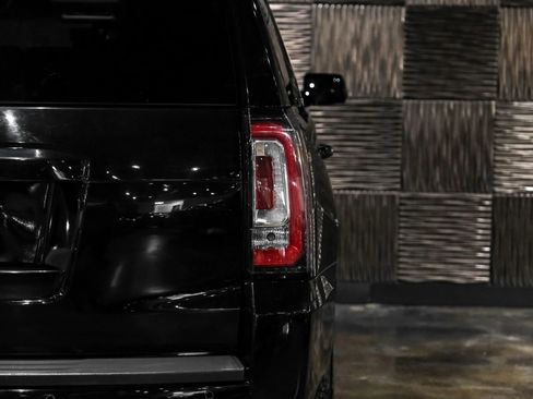 Used 2020 GMC Yukon SLT w/ Open Road Package AWD/4WD image 49