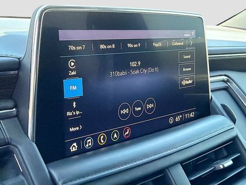 Used 2021 Chevrolet Tahoe Z71 w/ Rear Media and Nav Package AWD/4WD image 15