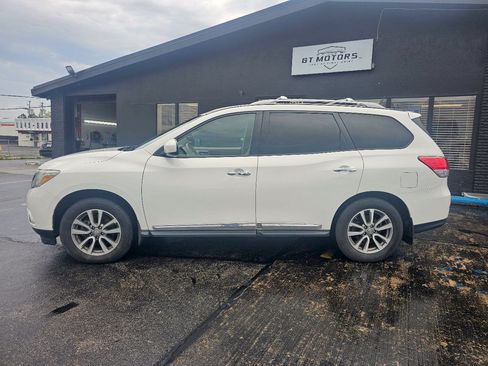 Used 2014 Nissan Pathfinder SL AWD/4WD image 8