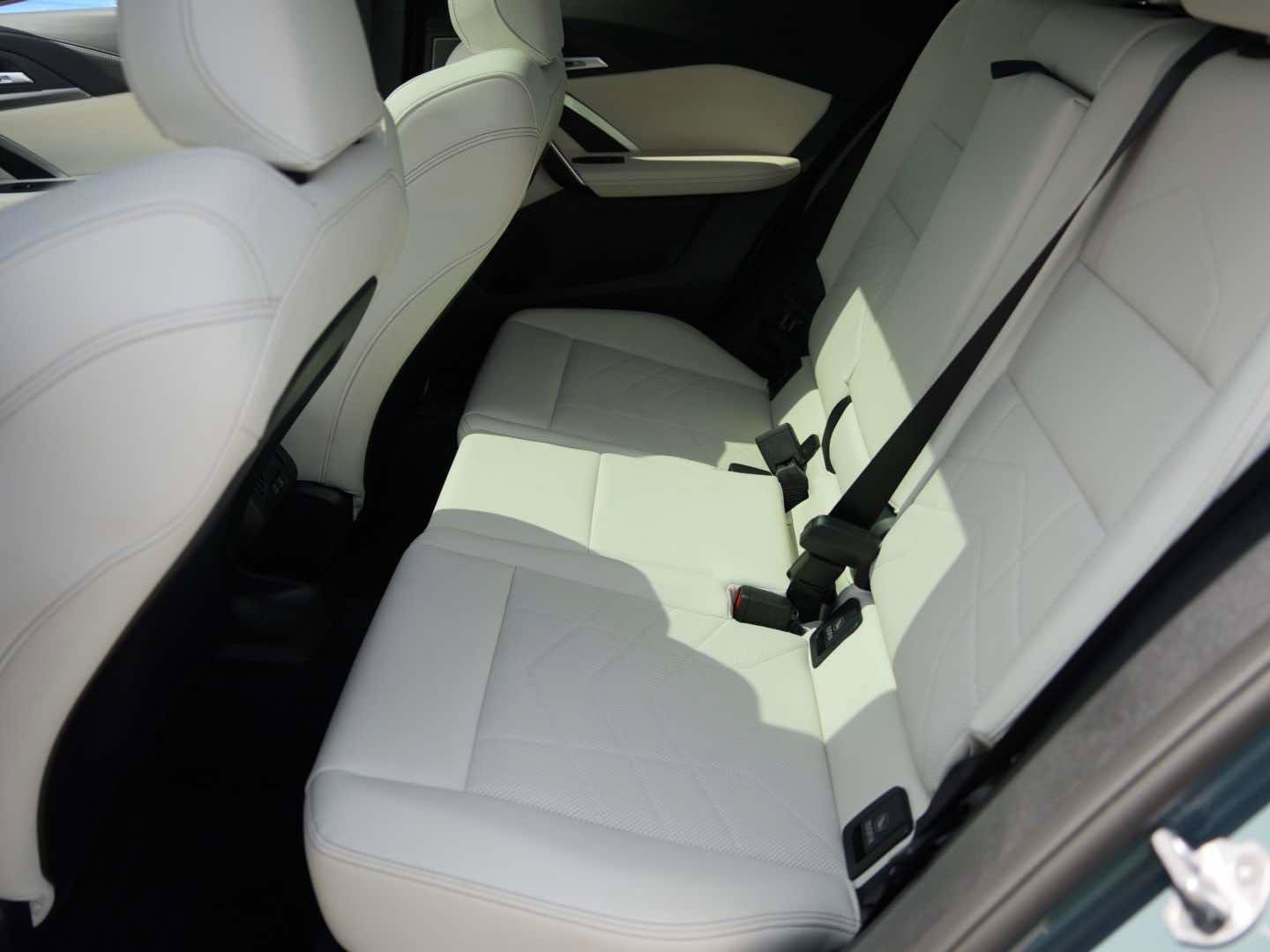 Used 2026 BMW X2 M35i AWD/4WD image 11