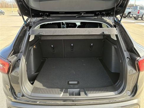 New 2026 Chevrolet Trax ACTIV w/ Driver Confidence Package image 13