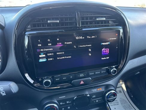 Used 2024 Kia Soul GT-Line image 16