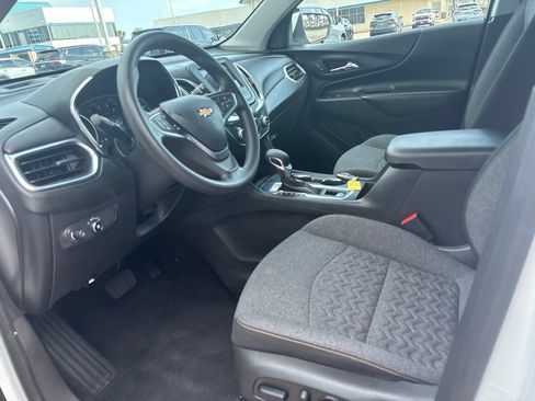 Used 2023 Chevrolet Equinox LT FWD image 17