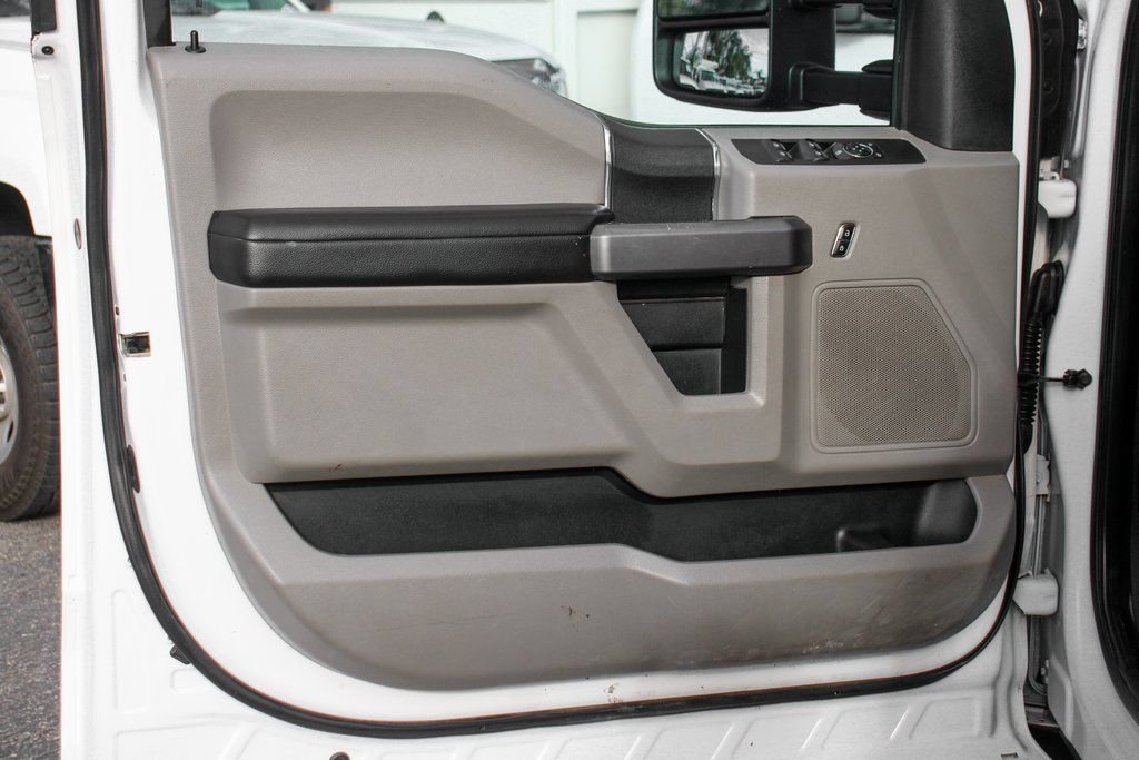 Used 2019 Ford F550 4x4 Crew Cab Super Duty image 15