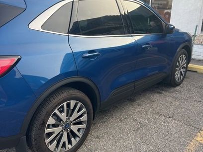 Used 2022 Ford Escape Titanium w/ Class II Trailer Tow Package