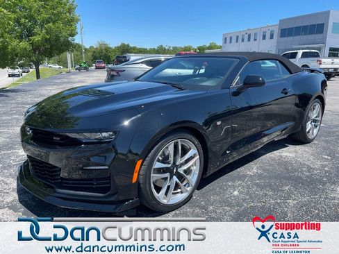 Used 2023 Chevrolet Camaro SS RWD image 1