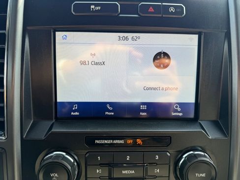 Used 2020 Ford F150 XLT w/ Trailer Tow Package image 19