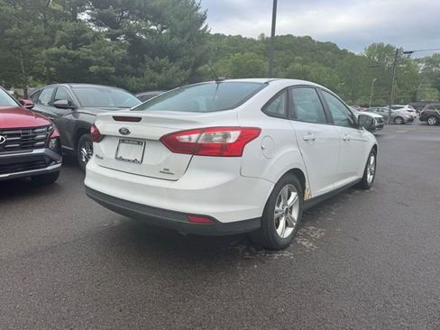 Used 2014 Ford Focus SE FWD image 5
