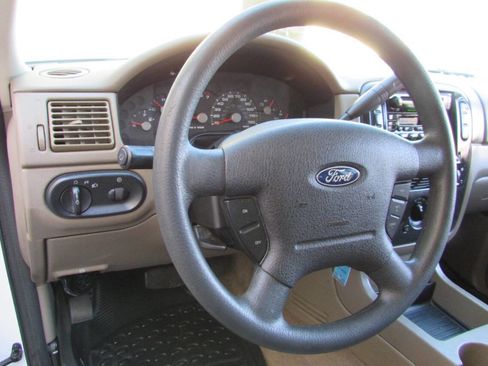 Used 2003 Ford Explorer Sport XLS image 41
