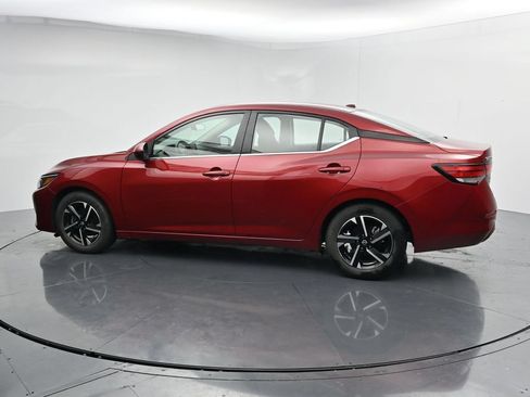 Used 2024 Nissan Sentra SV FWD image 5