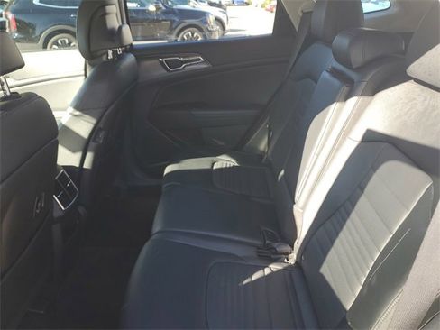 Certified 2023 Kia Sportage SX image 8