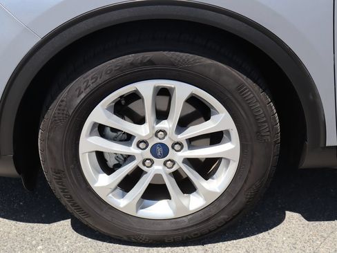 Used 2022 Ford Escape SE w/ Convenience Package FWD image 14