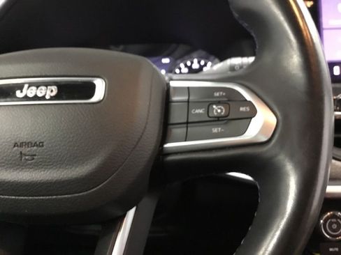 Used 2022 Jeep Compass Latitude w/ Convenience Group AWD/4WD image 36