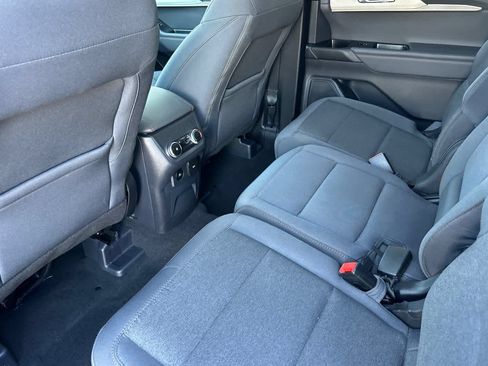 Certified 2025 Ford Explorer Active RWD image 4