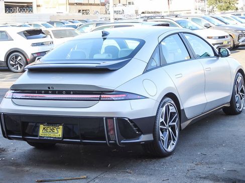 New 2025 Hyundai Ioniq 6 SEL image 4