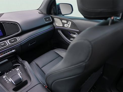 Used 2024 Mercedes-Benz GLE 450e GLE 450e image 34