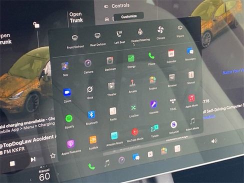 Used 2023 Tesla Model Y Long Range image 28