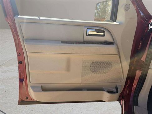 Used 2015 Ford Expedition EL Limited w/ Equipment Group 301A image 19