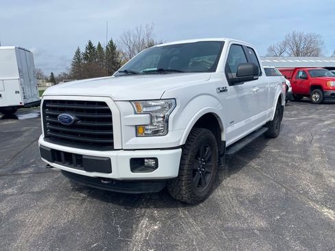 Used 2016 Ford F150 XLT w/ Equipment Group 301A Mid image 11