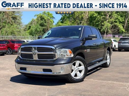 Used 2015 RAM 1500 Classic SLT w/ SLT Plus D←cor Group AWD/4WD image 1