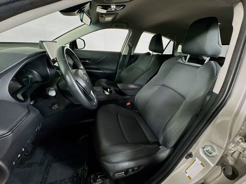 Certified 2024 Toyota Venza LE image 13