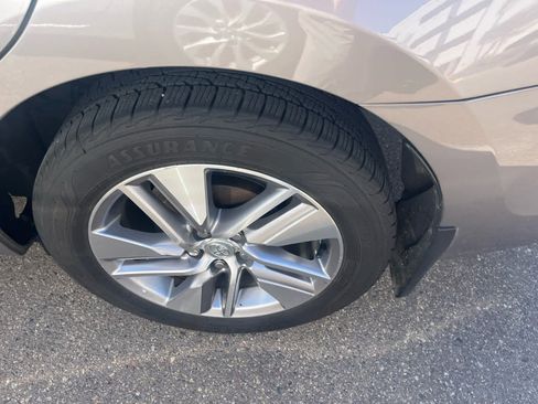 Used 2014 Toyota Corolla LE FWD image 6