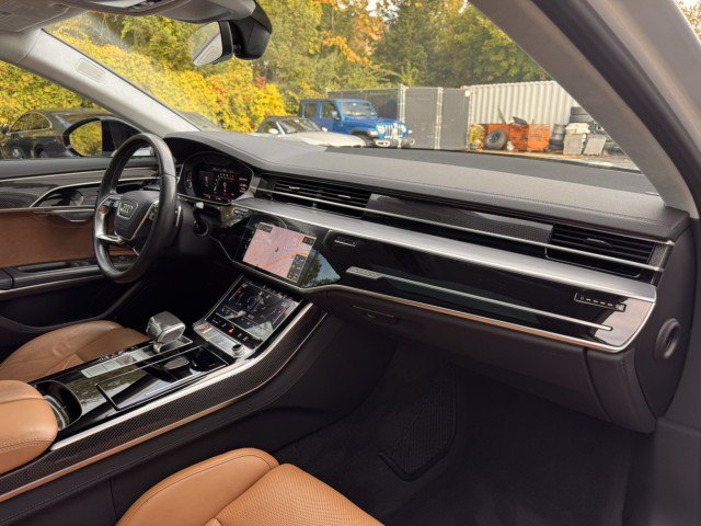 Used 2020 Audi S8 L AWD/4WD image 42