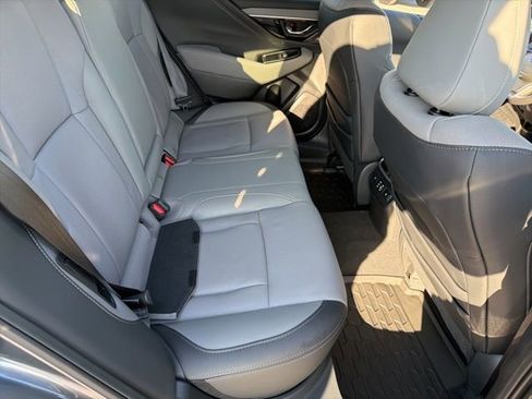 Used 2025 Subaru Outback Limited w/ Popular Package #2 image 17