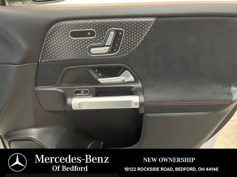 Used 2026 Mercedes-Benz GLB 250 4MATIC image 20